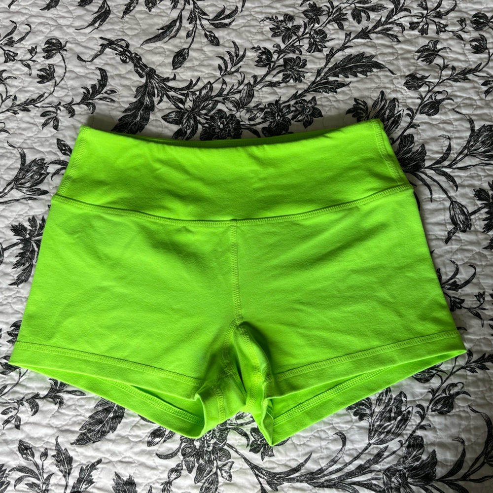 Savage barbell xs shorts